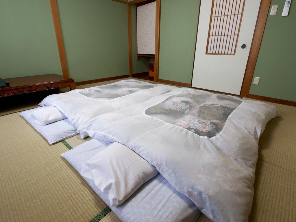 Sazu Onsen Yusho Hotel Kami  ห้อง รูปภาพ